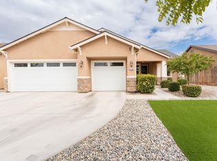 1638 Acres Way, Hanford, CA 93230