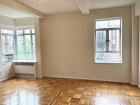 4th image of 15 W 84th St APT 2H