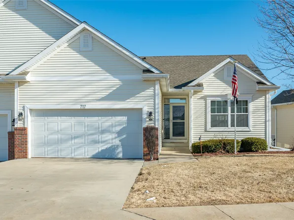 717 SE Waterview Cir, Waukee, IA 50263