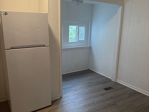 2nd image of 51 Archer Ave #3