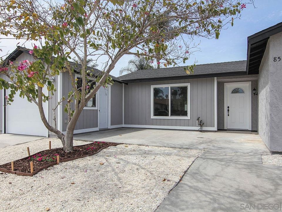 1st image of 8580 Flanders Dr