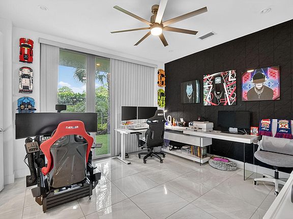 5th image of 4021 NW 18th Way