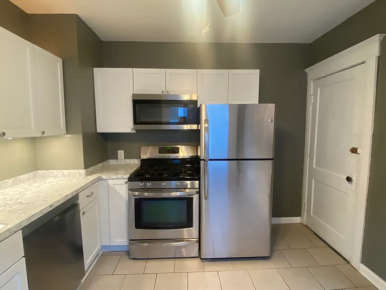 309 Tennyson Ave #309 — Photo 4