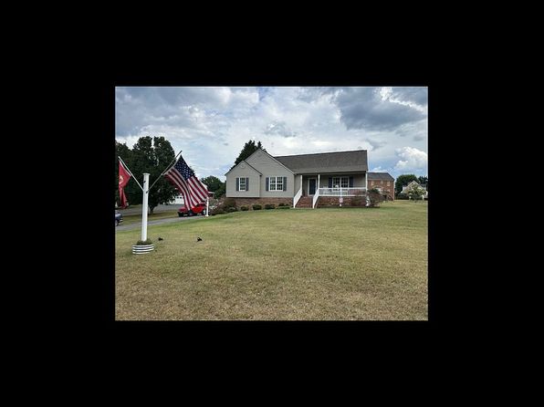 1240 Meadow Down Dr
