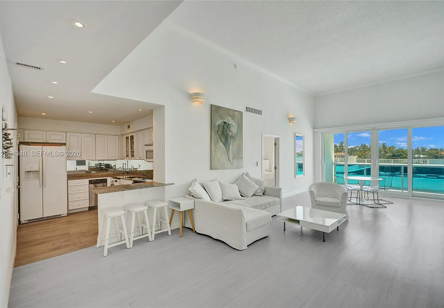 Aquasol Condo — Photo 3
