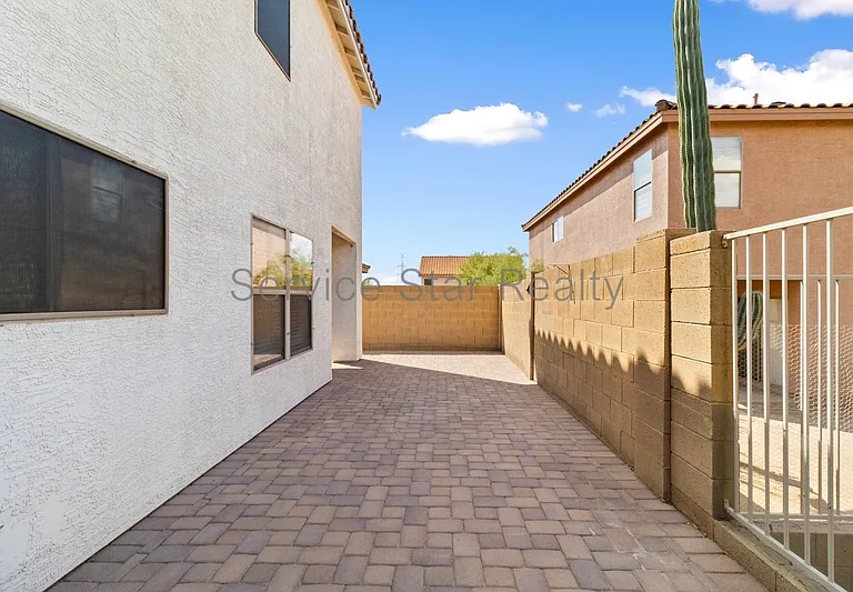 7500 E Deer Valley Rd #31 — Photo 21