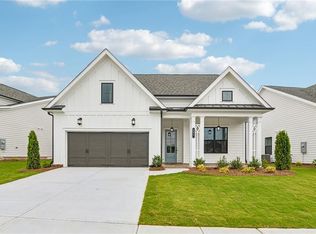 151 High Point Dr, Hoschton, GA 30548