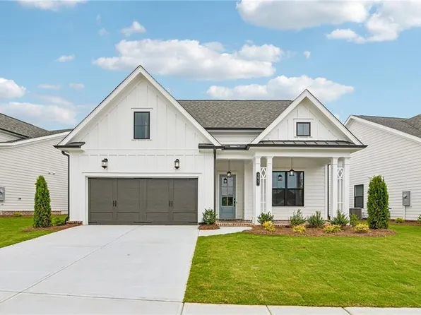 151 High Point Dr, Hoschton, GA 30548