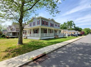 69 Elizabeth St #B, Keyport, NJ 07735