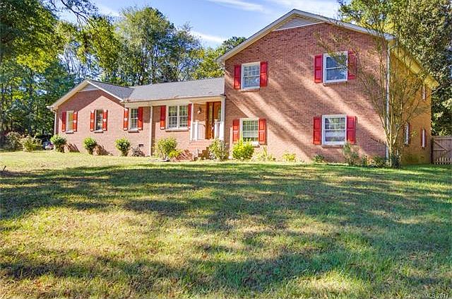 1st image of 1711 Woodrun Cir
