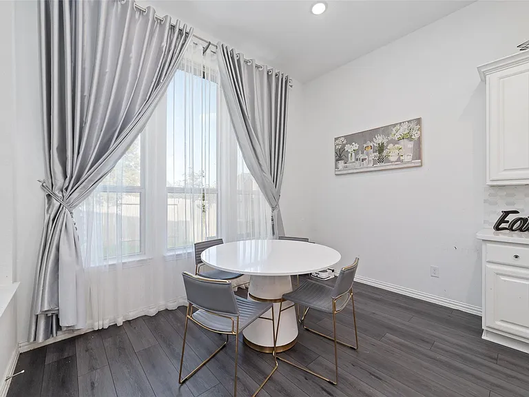 8515 Verona Falls Ct — Photo 15