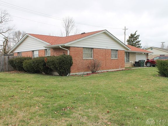 2nd image of 413 N Eppington Dr