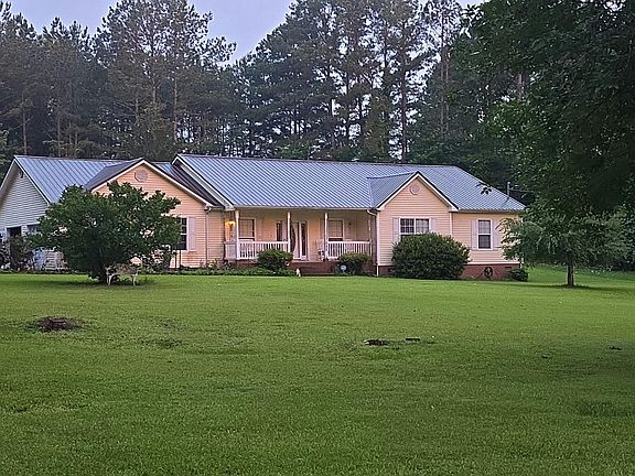 3rd image of 1898 Post Oak Rd