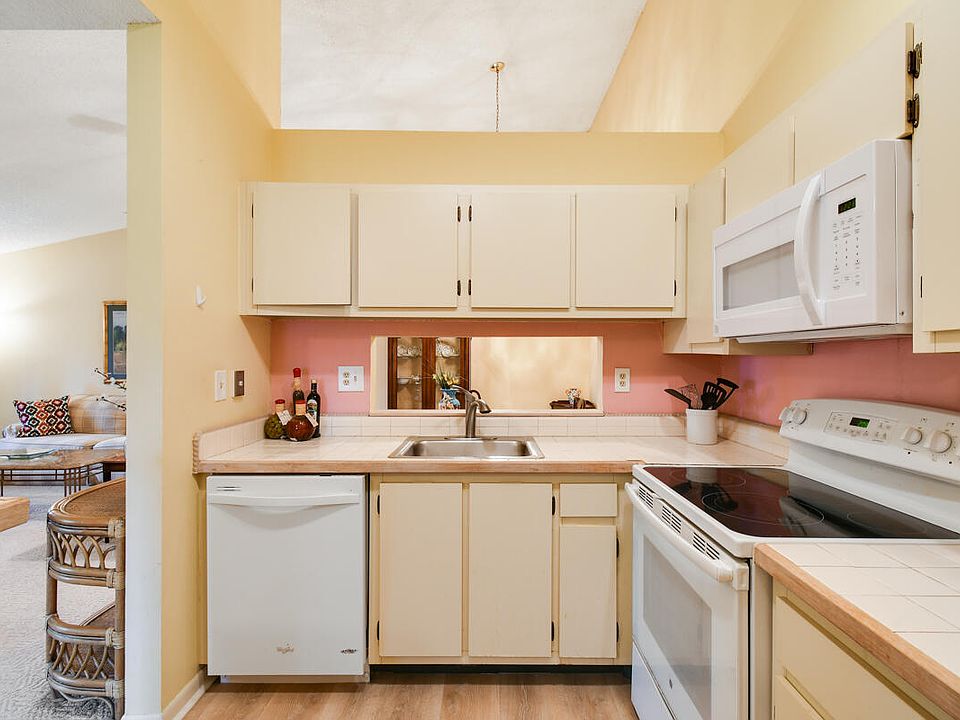 1st image of 6485 Chasewood Drive #H
