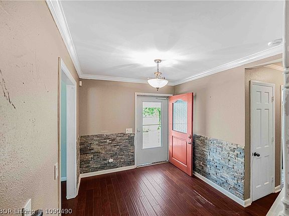 3rd image of 2218 S 46th St