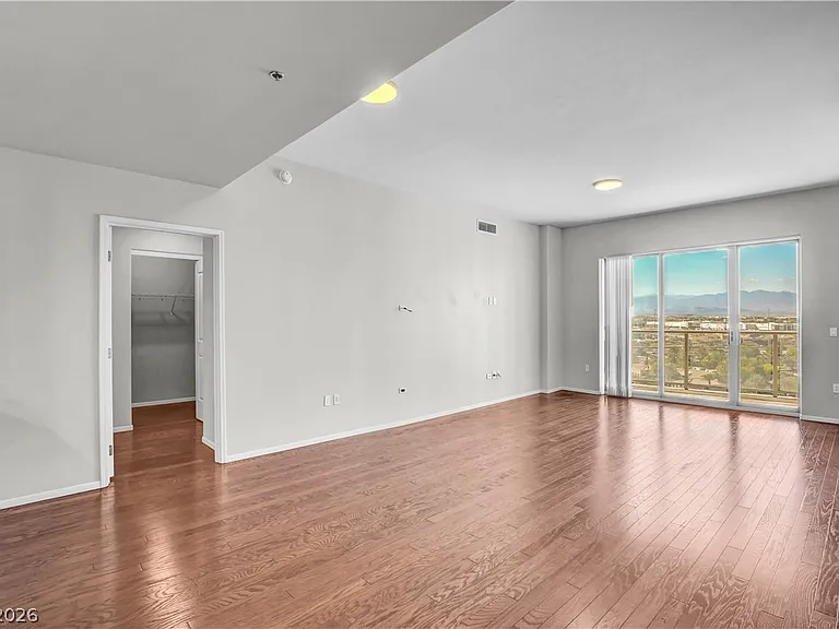 8255 Las Vegas Blvd S #1116 — Photo 2