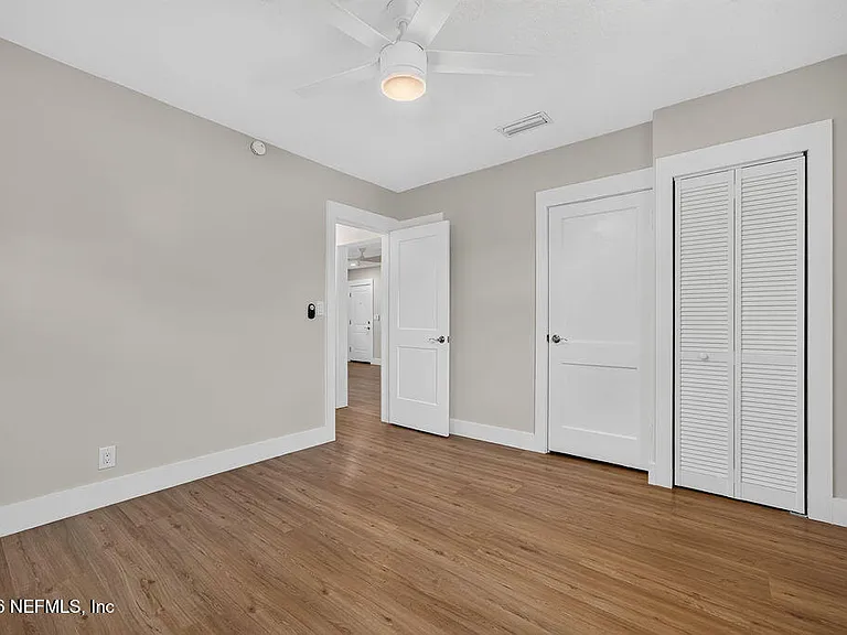 2247 Riverside Ave #6 — Photo 10