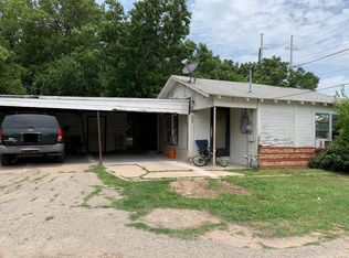 220 Hopwood St, Corsicana, TX 75110