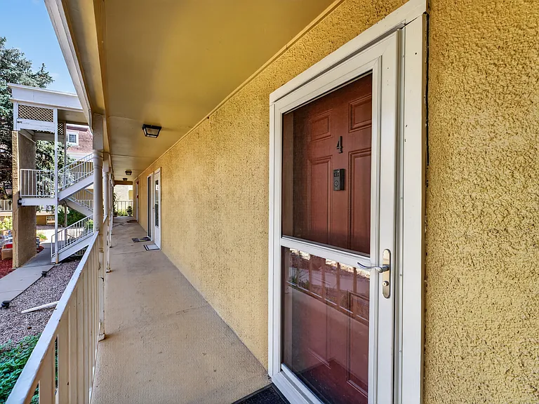 19636 Victorian Dr #B4 — Photo 22