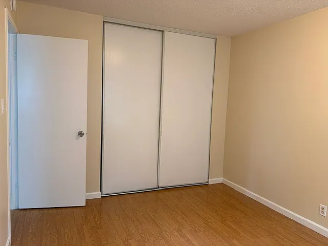 1547 Valle Vista Ave #1547 — Photo 13