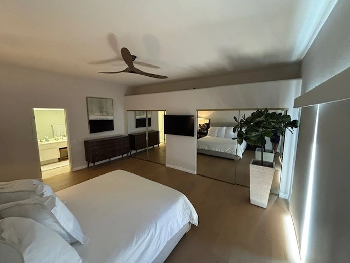 3 Bedroom 2 Bath Short Term Rental August through October — Photo 3