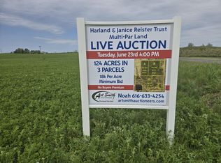 21233 8th Ave, Conklin, MI 49403
