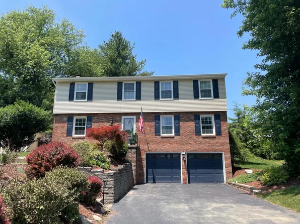 339 Alamo Dr, Pittsburgh, PA 15241