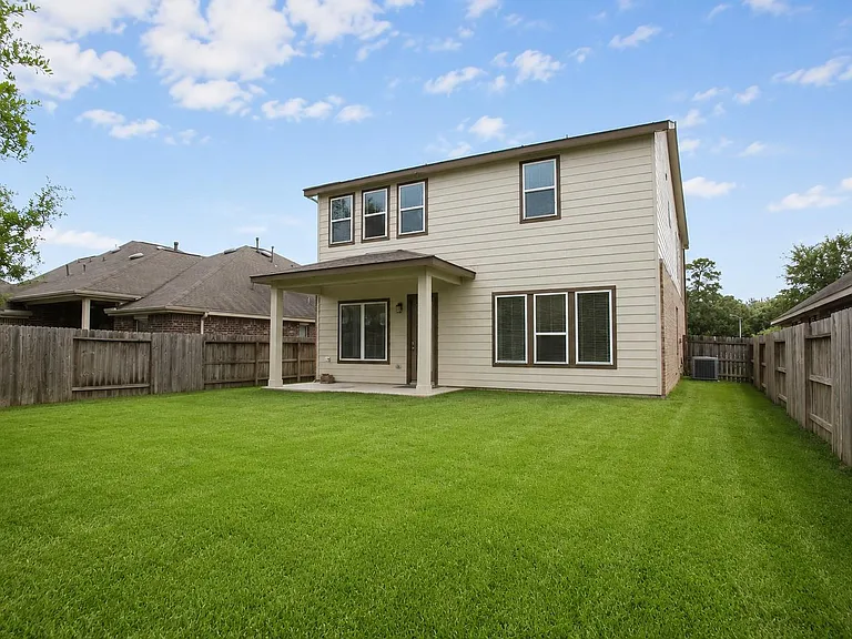 22503 Miramar Bend Dr — Photo 43