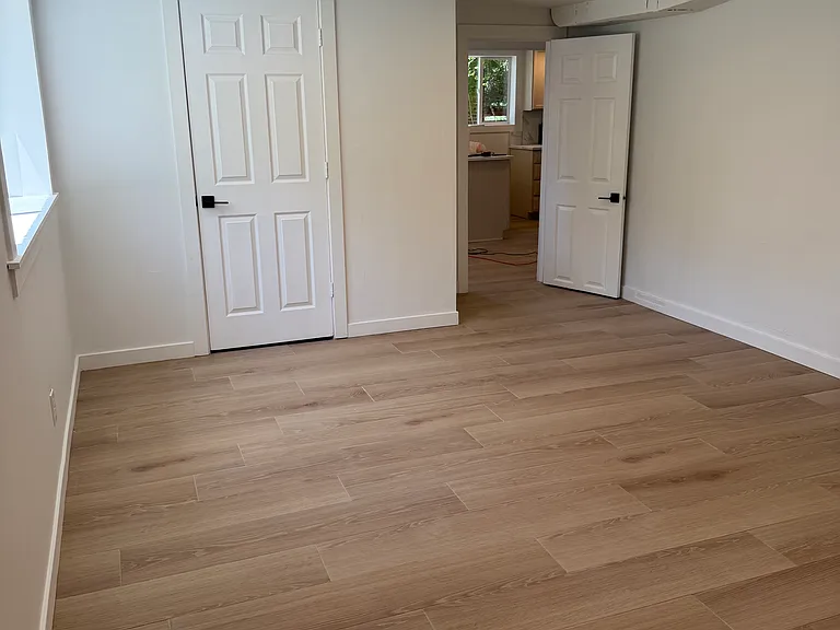 670 Healy St — Photo 8