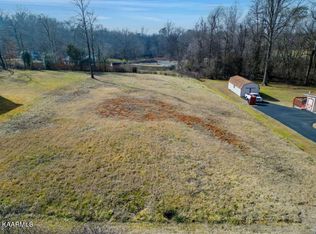 1409 Myart Ln, Knoxville, TN 37919