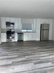 Building Photo - 1440 Adu