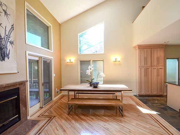 2nd image of 34 Andrea Dr