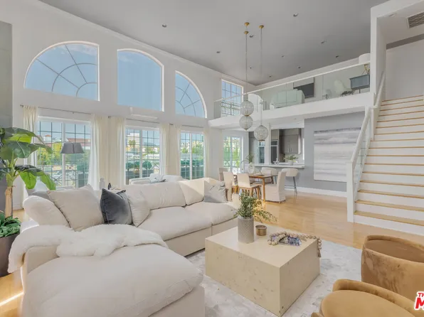 11723 Goshen Ave APT 302, Los Angeles, CA 90049