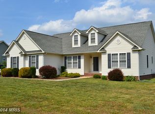 279 Dickinson Dr, Bowling Green, VA 22427