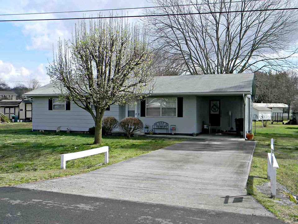 1st image of 3134 Suzanne St