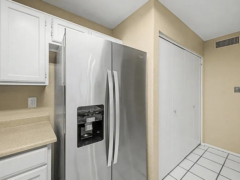 8625 E Belleview Pl #1027 — Photo 3