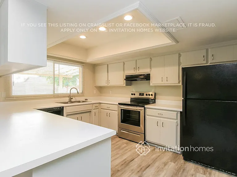 2343 E Loma Vista Dr — Photo 7