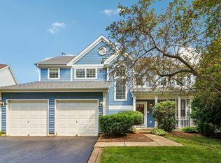 6212 Formoor Ln, Gurnee, IL 60031