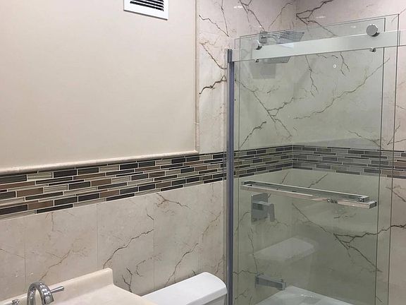3rd image of 2460 Wickham Ave #2