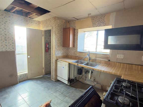 3rd image of 19314 Indian Grass Dr