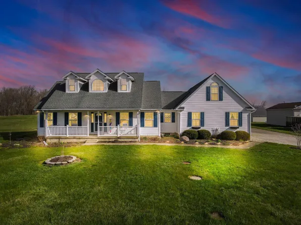 1734 Leonard Rd NW, Baltimore, OH 43105