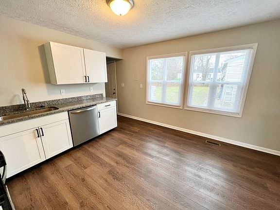 3530DubarryKitchen1_01272023