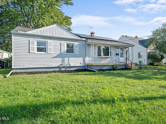 5th image of 2902 Claredale Rd