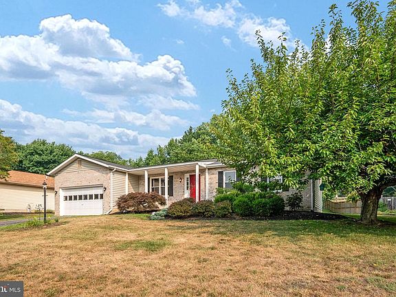 2nd image of 2110 Clearview Dr