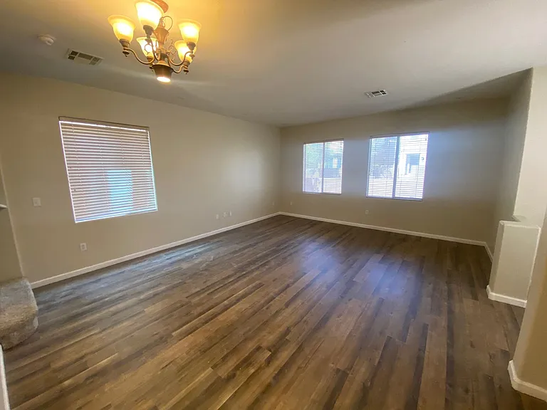269 Bent Sunflower Ct — Photo 6