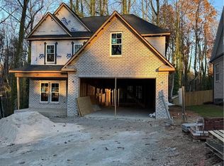 559 Alpine Rd, Winston Salem, NC 27104