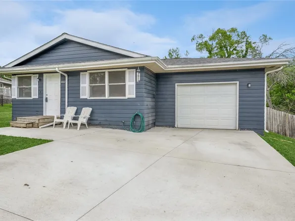 1002 S Buxton St, Indianola, IA 50125