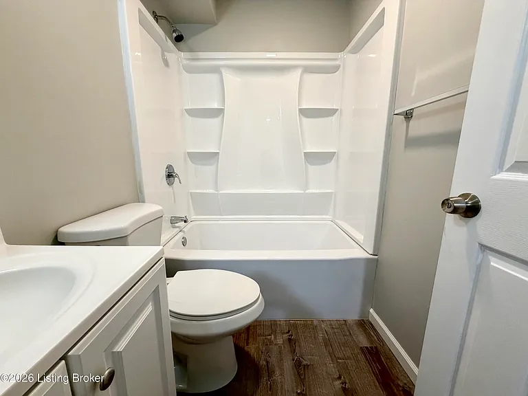 1922 Silver St #4 — Photo 9