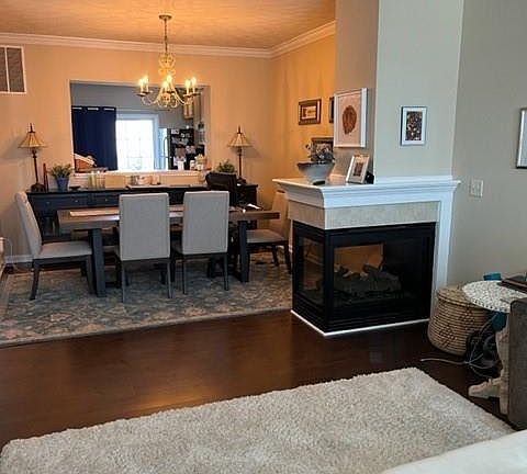 5th image of 2706 Gardenia Ave APT 6