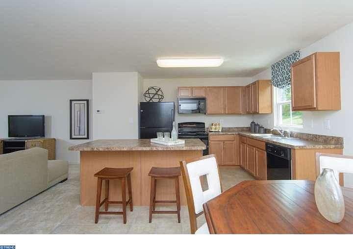 2nd image of 1100 Marta Dr